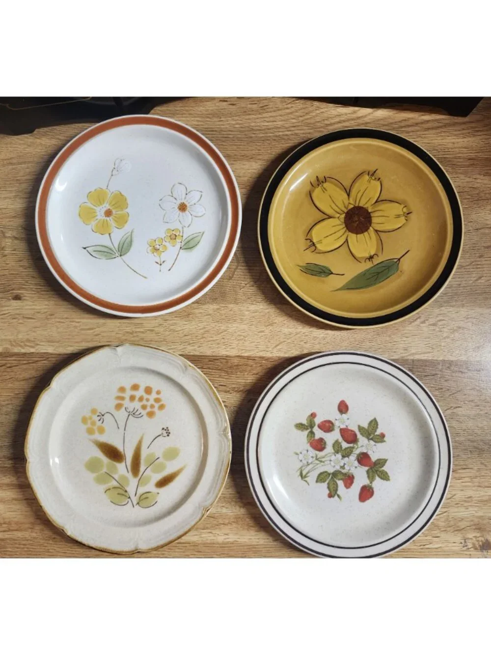 Mismatched Stoneware Plates Lunch Salad Set of 4 Retro Neutral